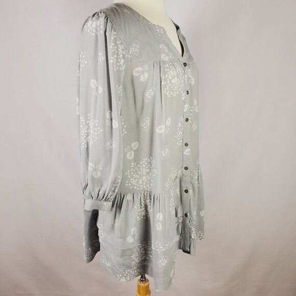 Unbranded Tops - Boho Gray-White Button Down Tunic by Holding Horses For Anthropologie Sz S